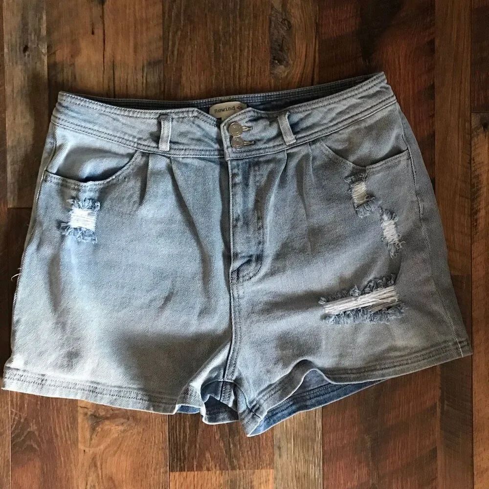 Rewind light wash juniors SZ 13 jean shorts distressed